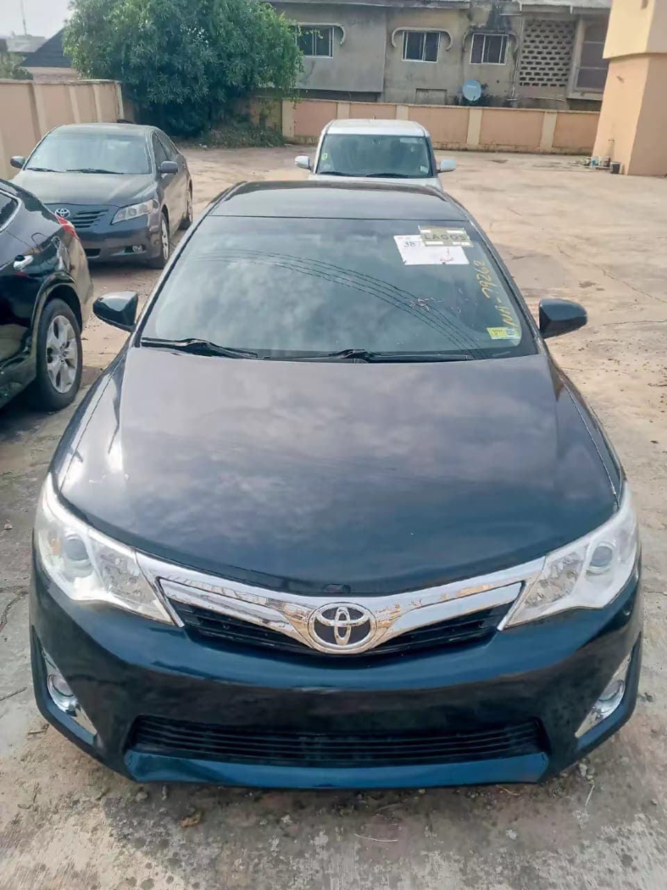 TOYOTA CAMRY